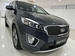 Kia Sorento 2.4A GDI HID Sunroof 2015 Grey Rear Entertainment